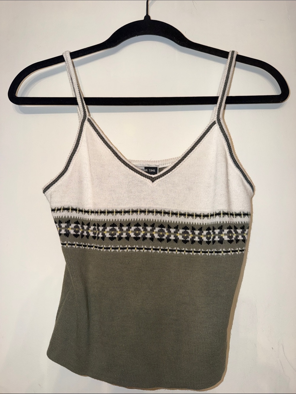 Fair Isle V-Neck Knit Cami Tank Top - Medium